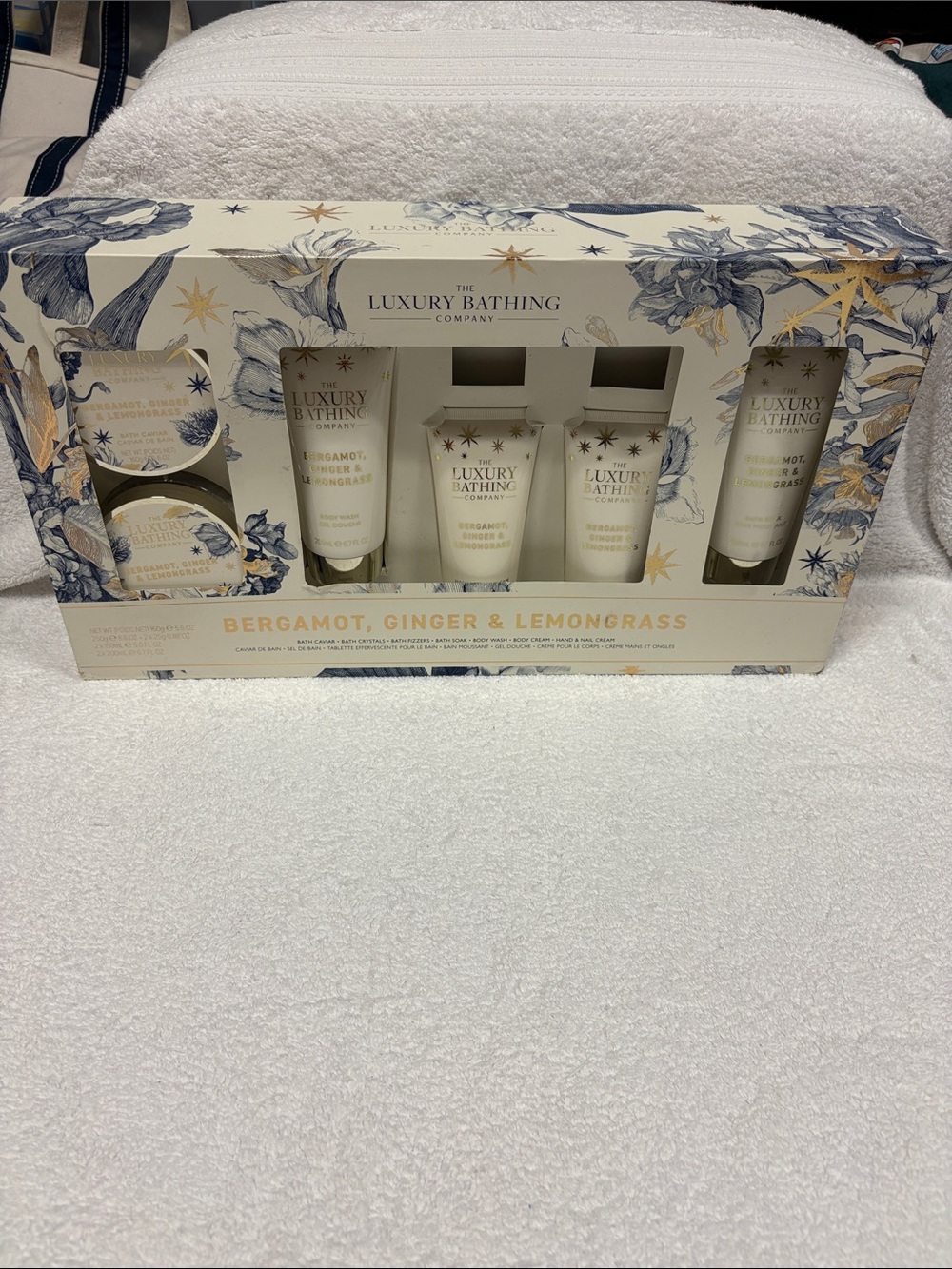 The Luxury Bathing Company Bergamot, Ginger & Lemongrass Gift Set body wash